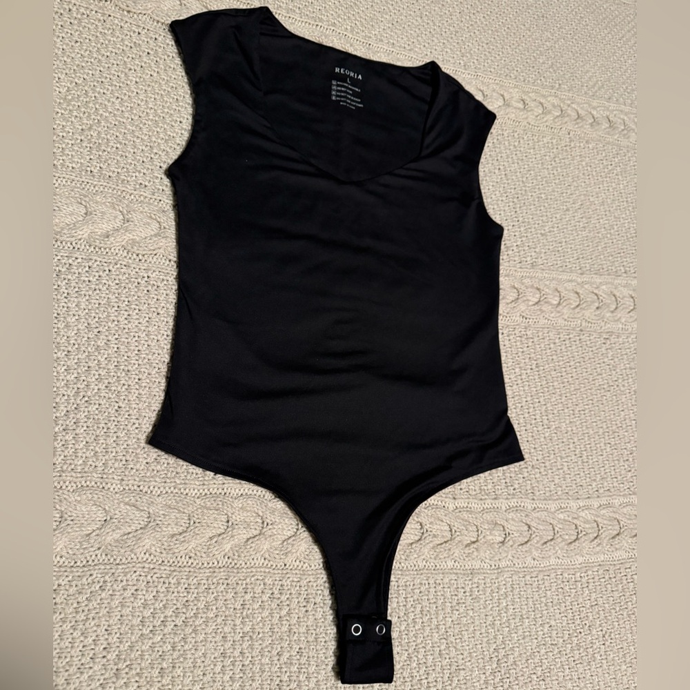 Black Sleeveless Bodysuit